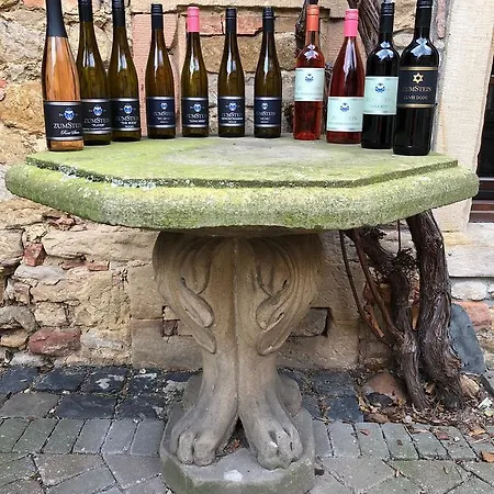 Inn Weingut Zumstein *
